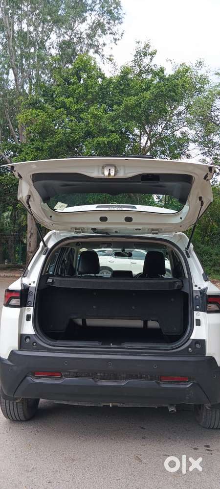 Maruti Suzuki Brezza 1.5 Lxi Cng, 2023, Petrol