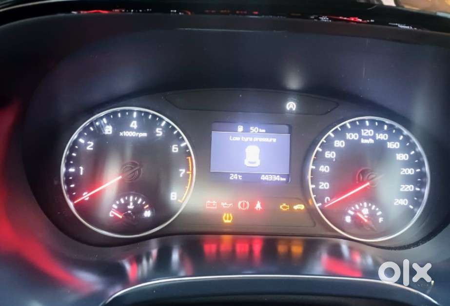 Kia Seltos Htx 1.5 Petrol Mt, 2023, Petrol