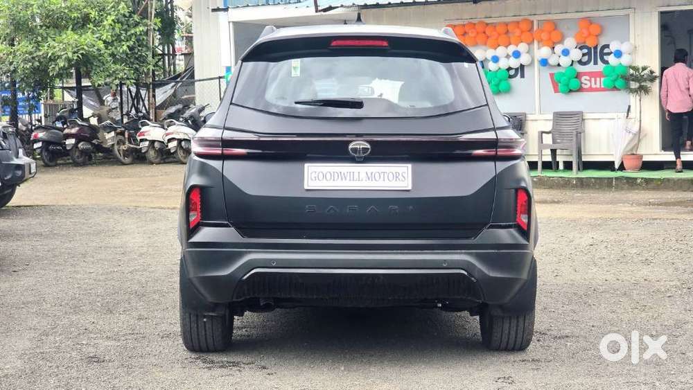 Tata Safari Accomplished X Plus 6 Str Stealth Edition At, 2025, Dies..