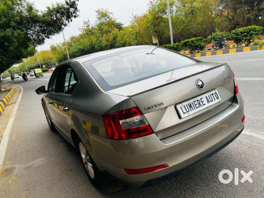 Skoda Octavia Elegance 2.0 Mpi, 2015, Petrol