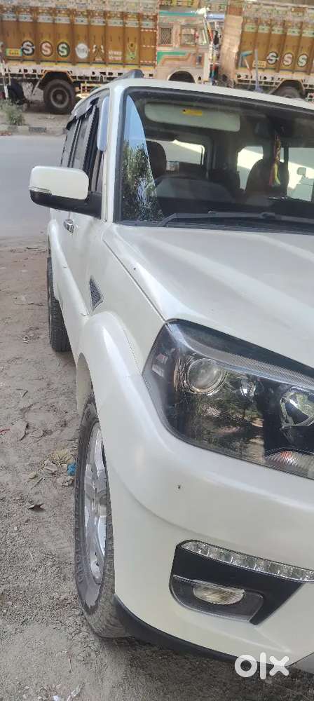 Mahindra Scorpio 4 By 4 Taxi Number Model 2019 Diesel  75700 Km Driven
