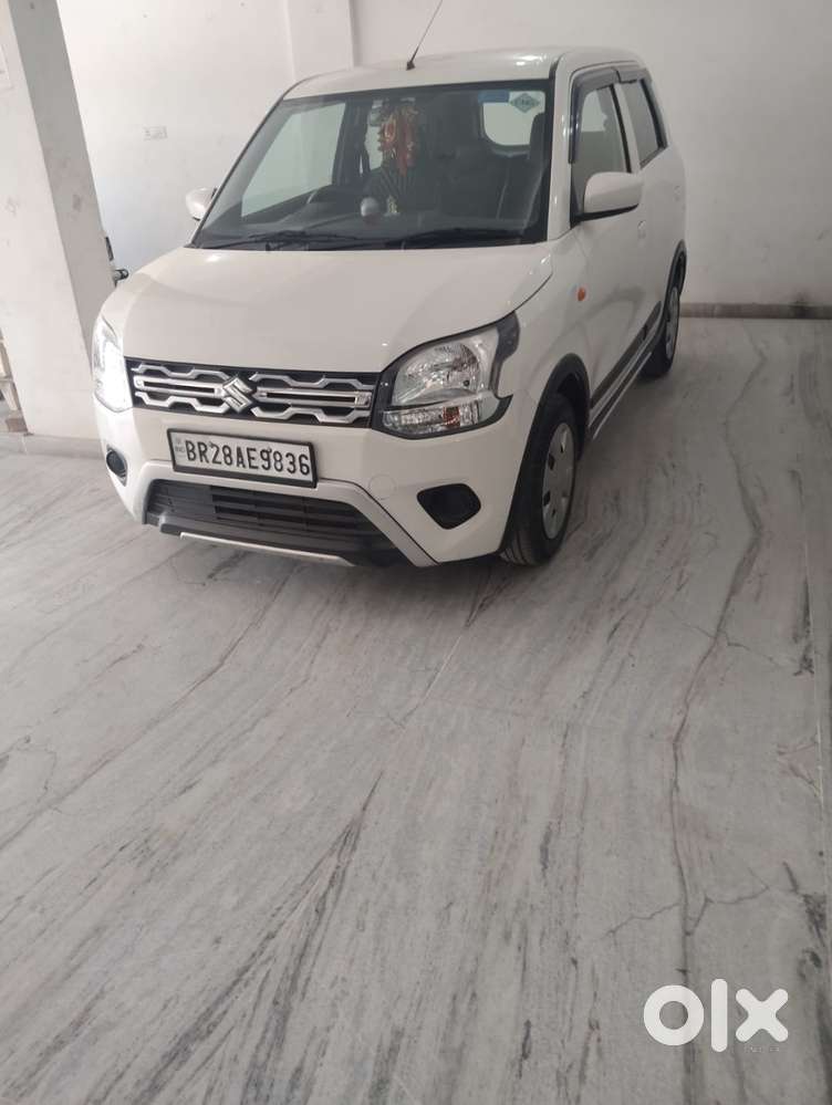 Wagon R Top Model With Cng And Petrol. Reverse Camera System