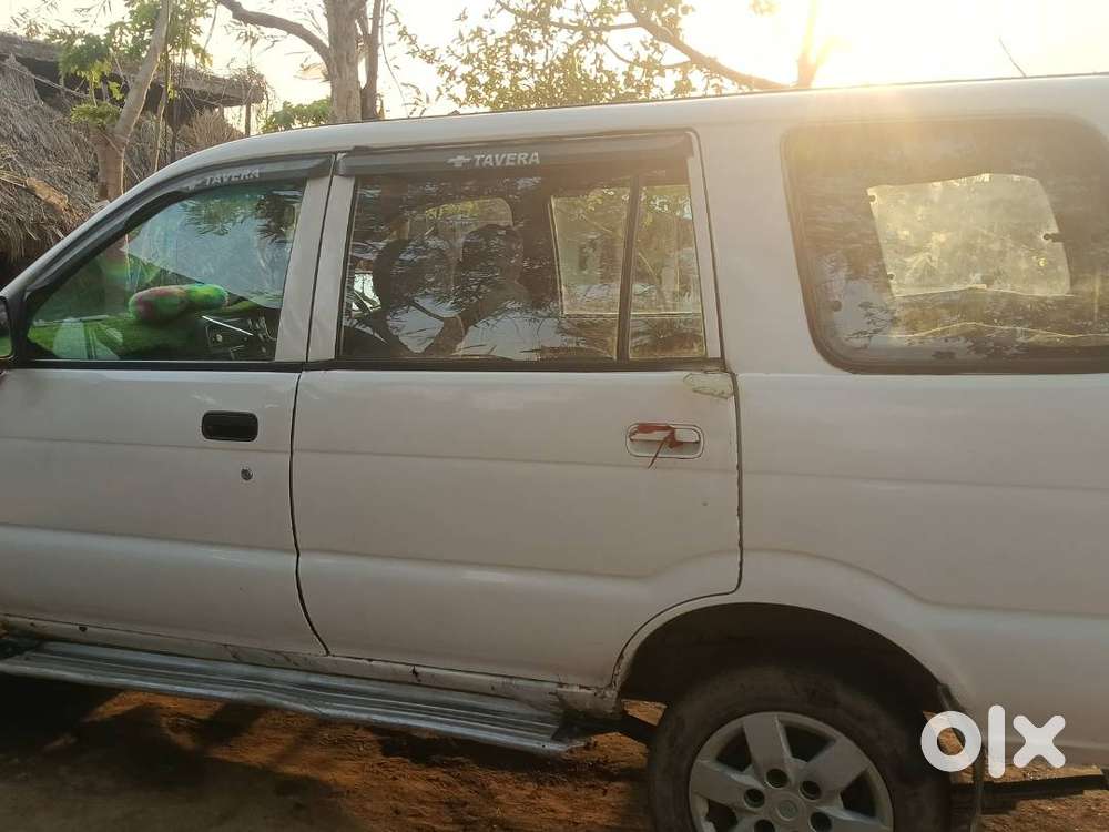 Chevrolet Tavera Lt2.5 B Iii