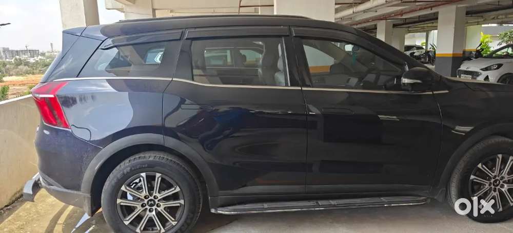 Mahindra Xuv700 Diesel 2025