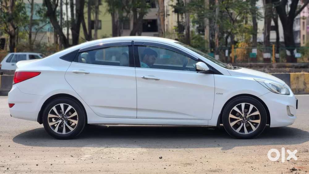 Hyundai Verna Fluidic 1.6 Vtvt Sx Opt, 2015, Petrol