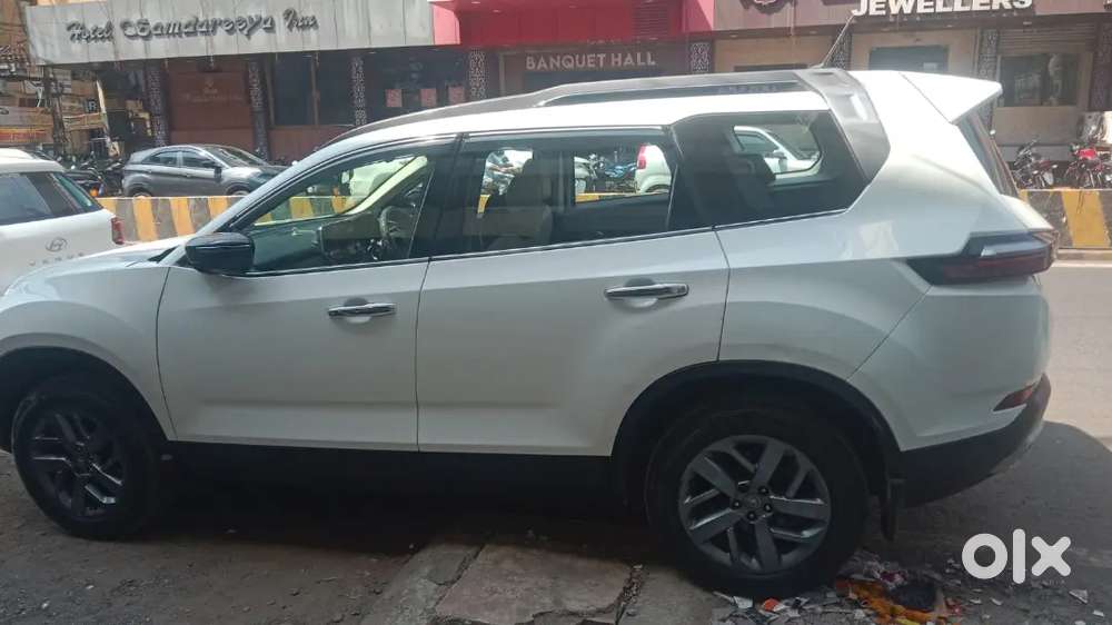 Well Mentain New Tayer Koi Bhi 1 Rs Ka Kam Nahi Gadi Main