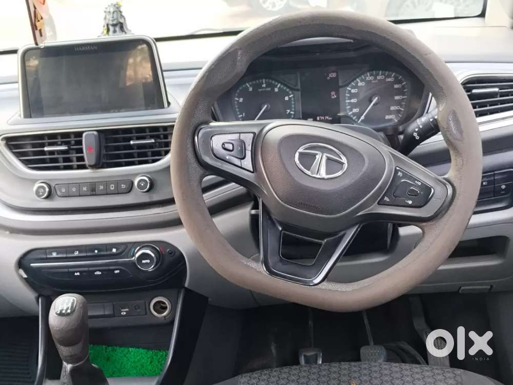 Tata Altroz 1.2 Xt, 2021, Petrol