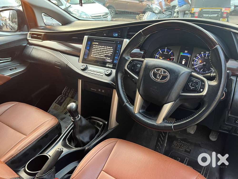 Toyota Innova Crysta 2017 Diesel 120000 Km Driven
