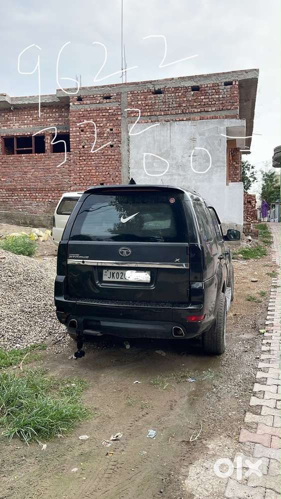 Tata Safari Storme 2013 Diesel Manual Year