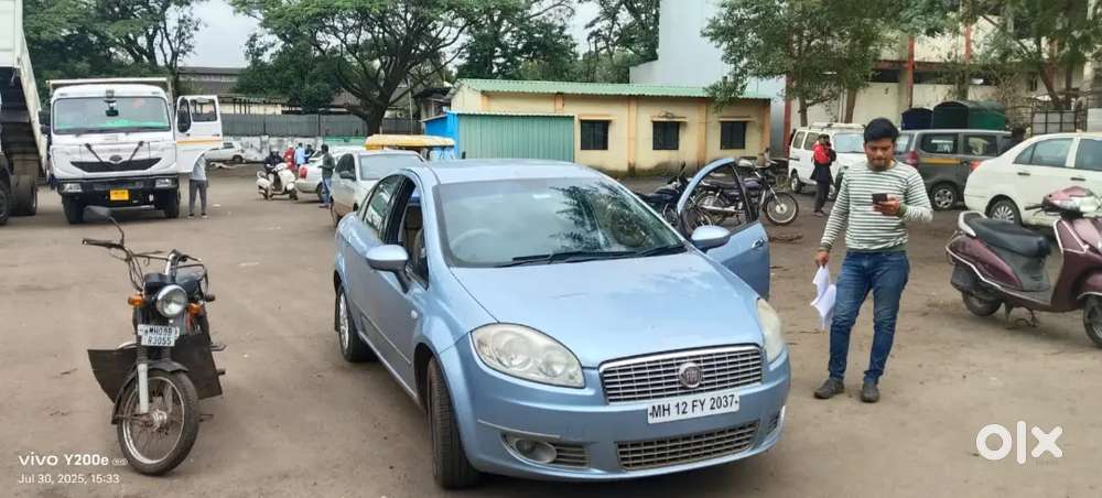 Fiat Linea 2011 Petrol 90000 Km Driven