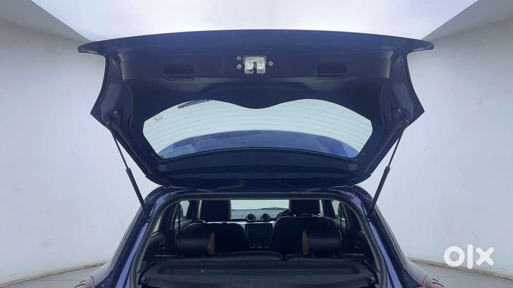 Maruti Suzuki Swift 1.3 Zxi, 2022, Petrol
