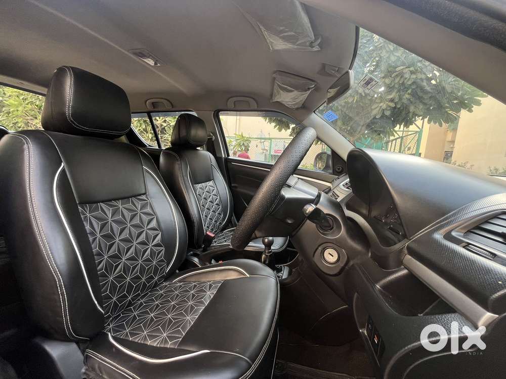 Maruti Suzuki Swift Lxi Option, 2017, Petrol
