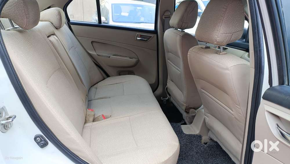 Maruti Suzuki Swift Dzire 1.2 Vxi Bsiv, 2013, Petrol