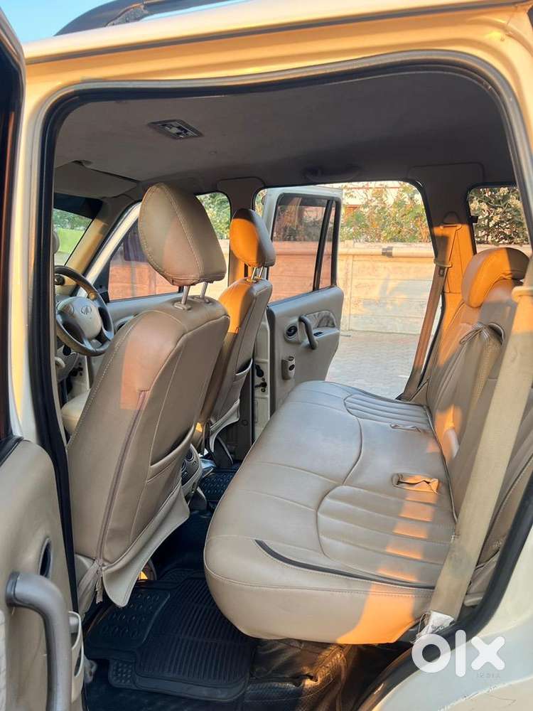 Mahindra Scorpio 2010 Diesel Well Maintained