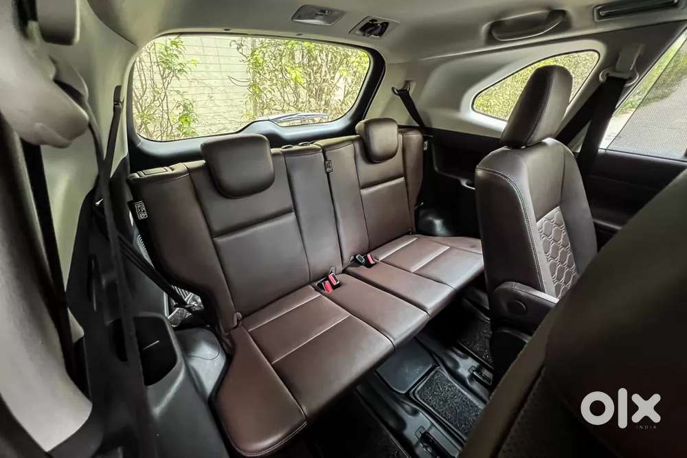 Toyota Innova Hycross 2.0 Zx Hybrid 7 Str, 2023, Petrol