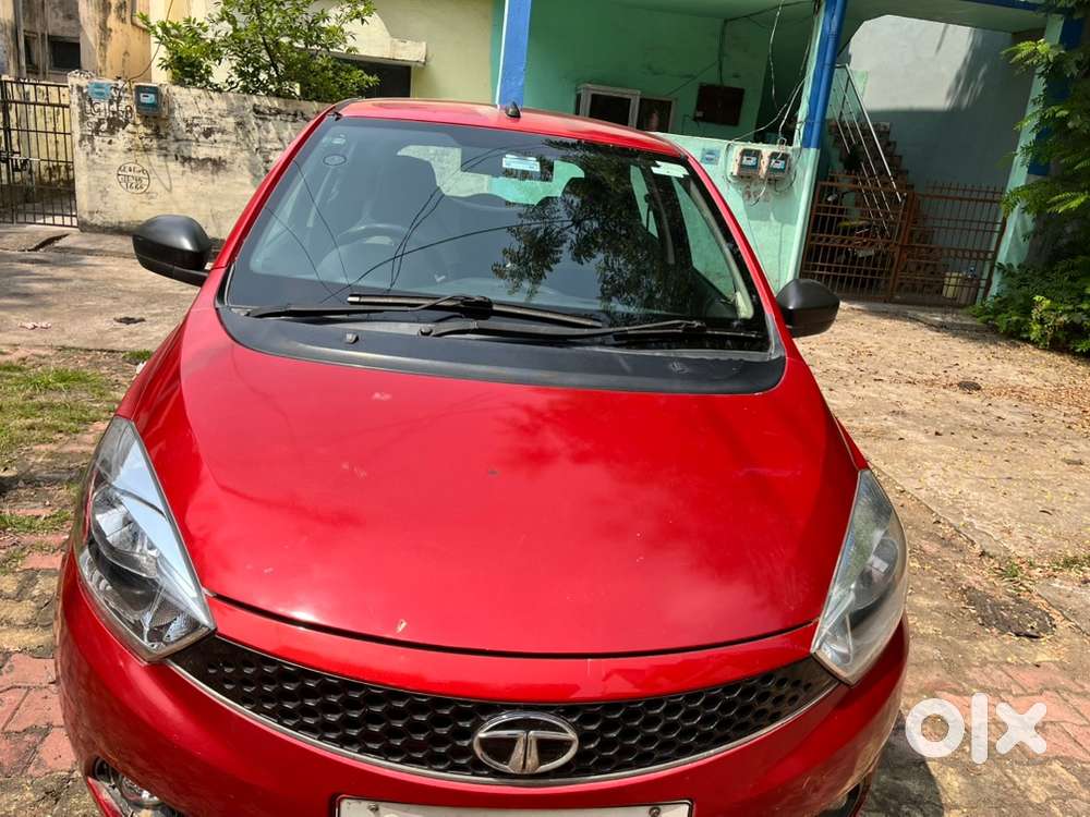 Tata Tiago Petrol 2017