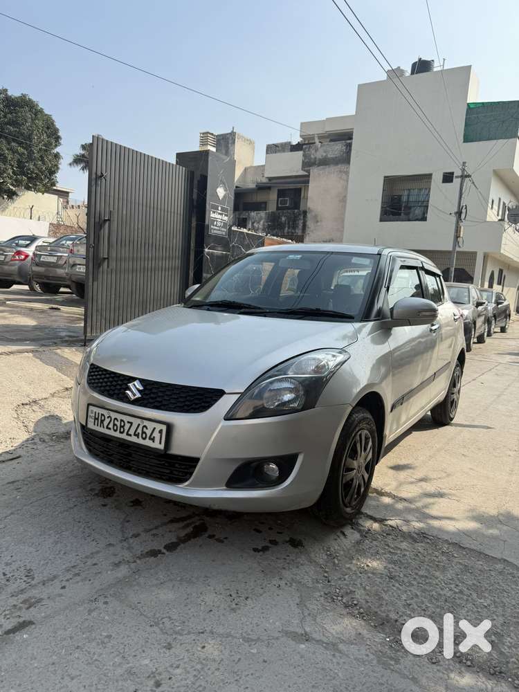 Maruti Suzuki Swift Vxi Optional, 2013, Petrol