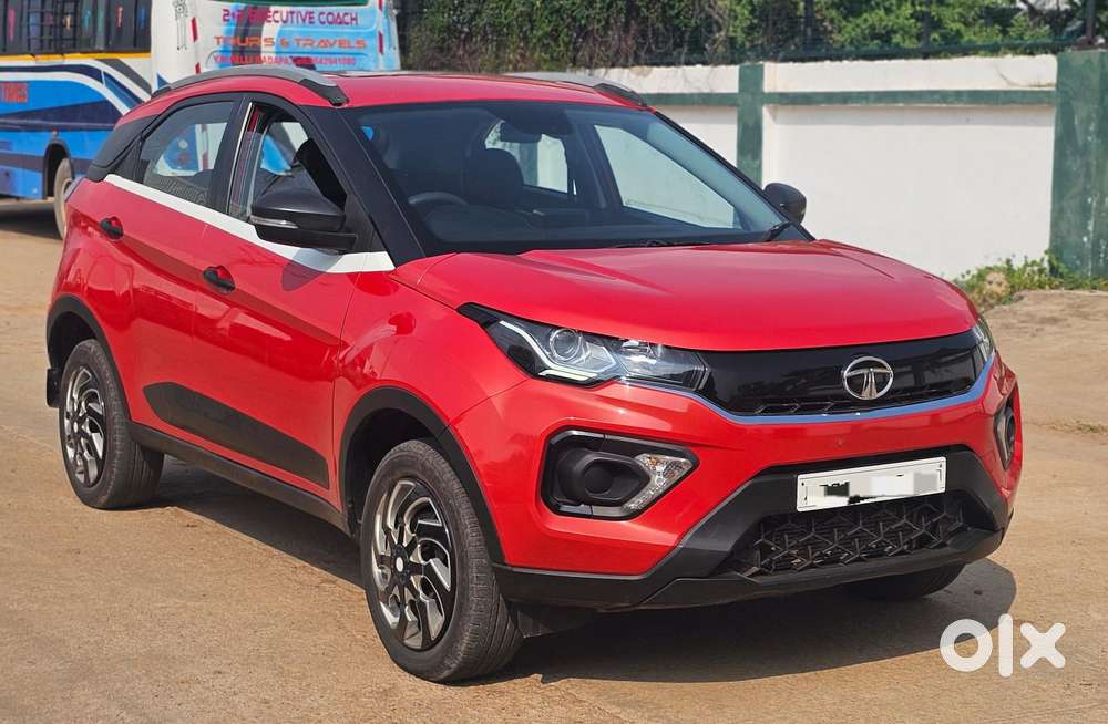 Tata Nexon 1.5 Revotorq Xm (s), 2022, Diesel
