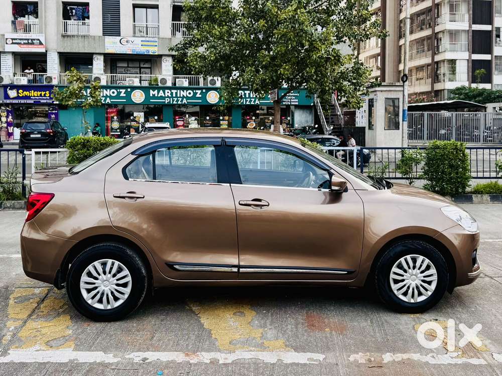 Maruti Suzuki Swift Dzire Vxi(o) Amt, 2017, Petrol