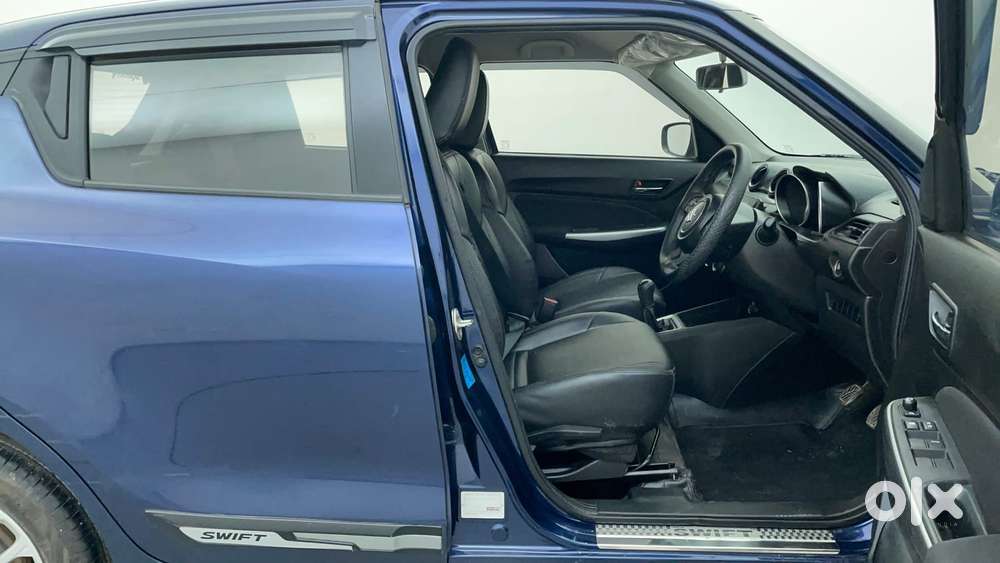 Maruti Suzuki Swift 1.3 Zxi, 2021, Petrol
