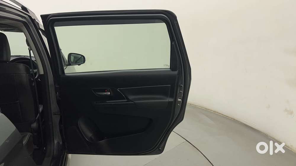 Maruti Suzuki Xl6 1.5 Alpha Plus At, 2022, Petrol