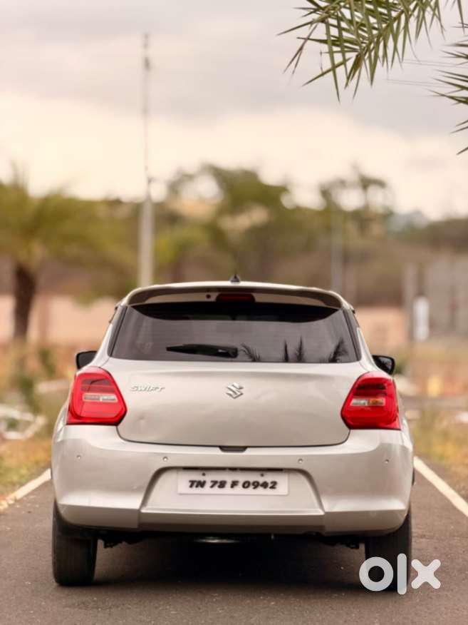 Maruti Suzuki Swift 1.3 Zxi, 2022, Petrol