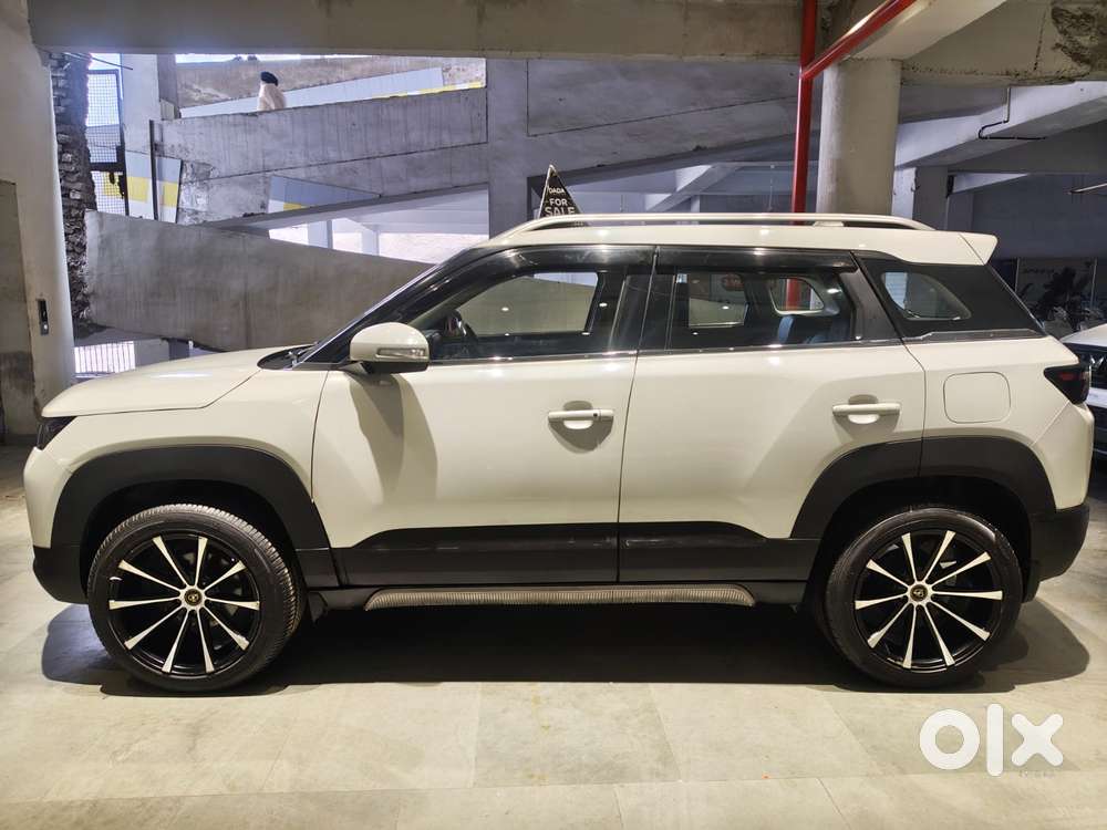 Maruti Suzuki Brezza 1.5 Zxi Smart Hybrid, 2023, Petrol