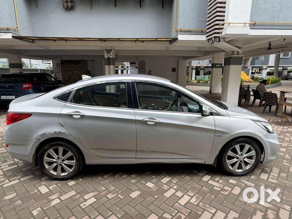 Hyundai Fluidic Verna 2013