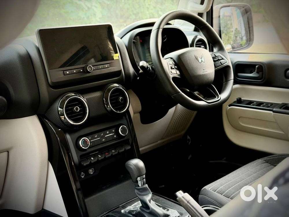 Mahindra Thar Roxx Mx3 Petrol At 2wd, 2025, Petrol
