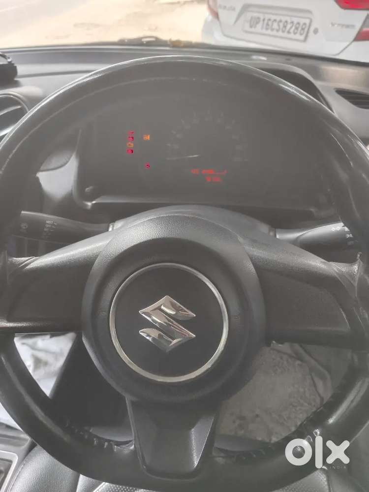 Maruti Suzuki Swift Vxi 2020