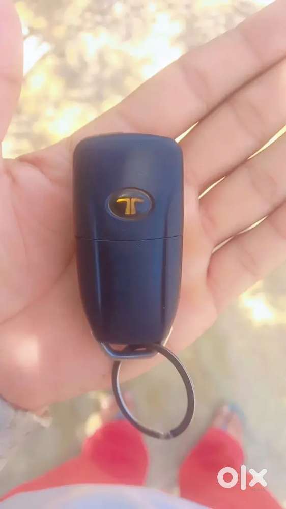 2016 Tata Bolt Revotron Petrol Manual