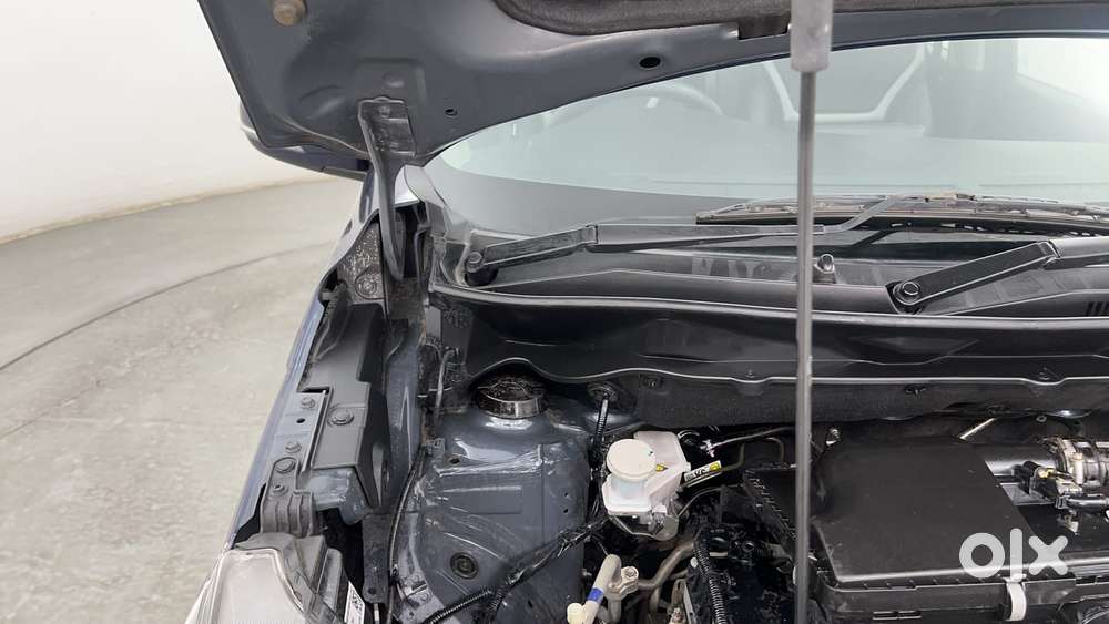 Maruti Suzuki Xl6 1.5 Zeta At, 2024, Petrol