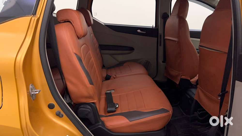 Renault Triber Rxz Easy-r Amt, 2022, Petrol