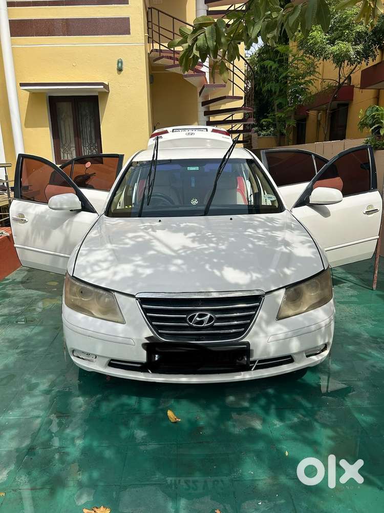 Hyundai Sonata Transform 2009