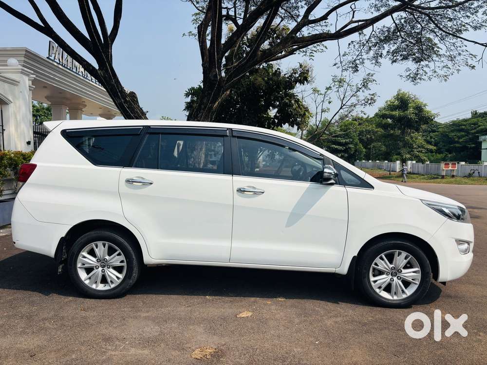 Toyota Innova Crysta 2.8 Z, 2017, Diesel