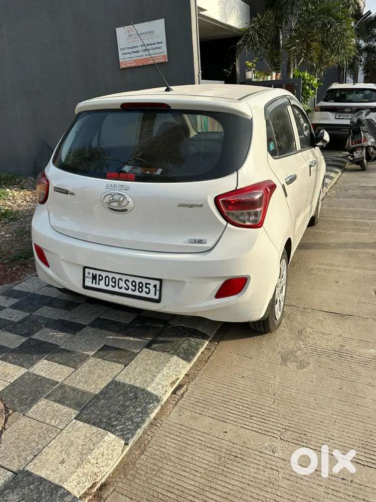 Hyundai Grand I10 2016 Cng & Hybrids Well Maintained