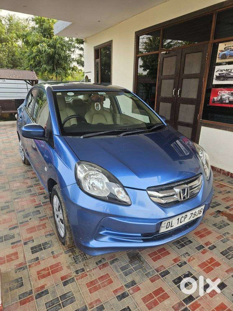 Honda Amaze, 2013