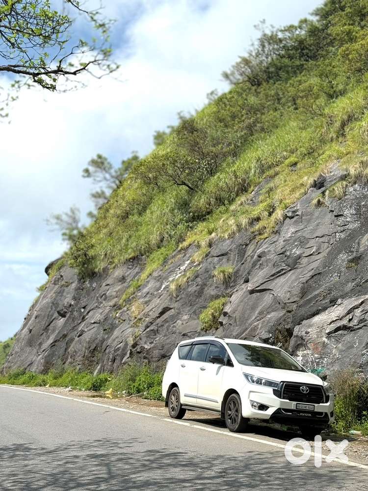 Toyota Innova Crysta 2019