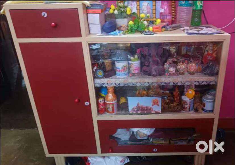 Traditional Metal Cabinet- Almirah