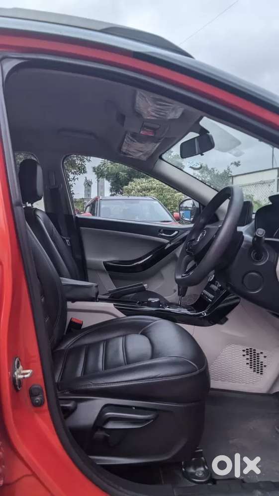 Tata Nexon 1.2 Revotron Xza Plus Premium, 2022, Petrol
