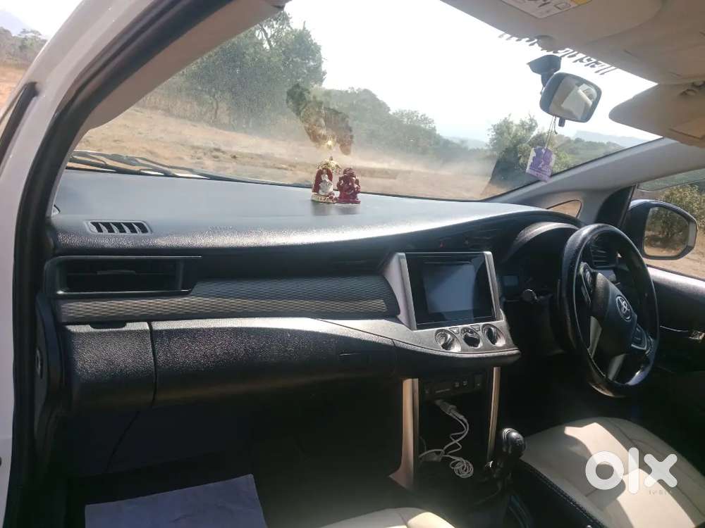 Toyota Innova Crysta 2019