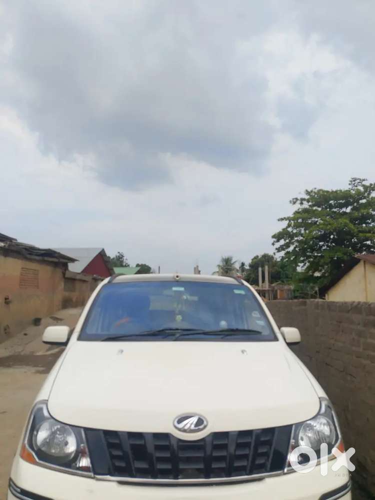 Mahendra Xylo Car
