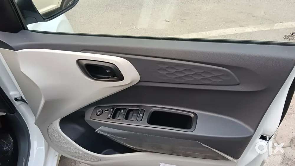 Hyundai Aura 1.2 S 2026 Cng & Hybrids 00 Km Drive