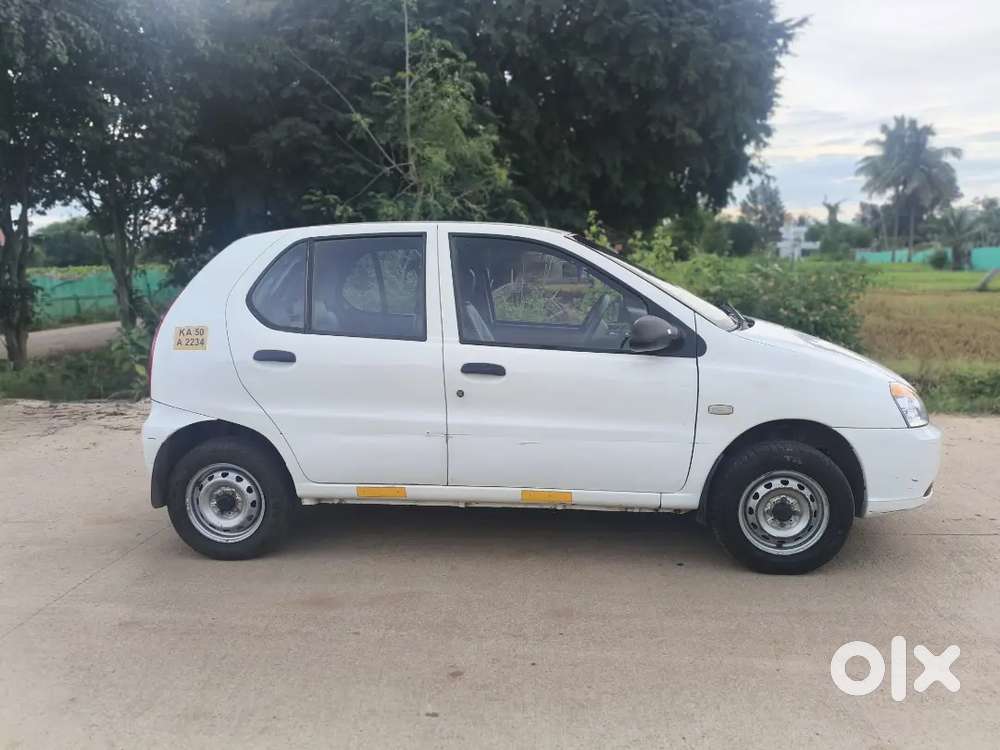 Tata Indica eV2 2015 LS in good condition doesn't make time pass
