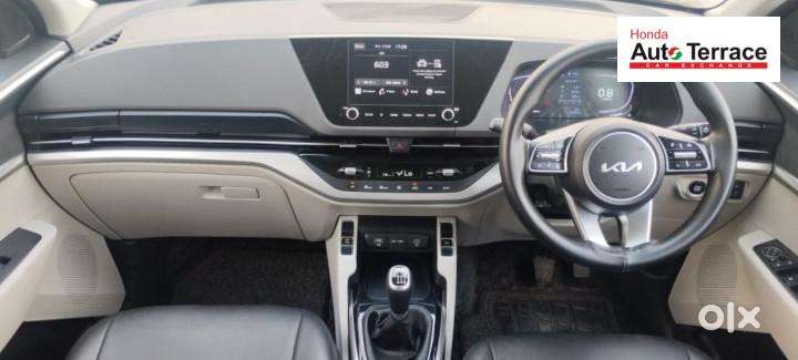 Kia Carens 1.4 Luxury Plus Dct 7 Str, 2023, Petrol