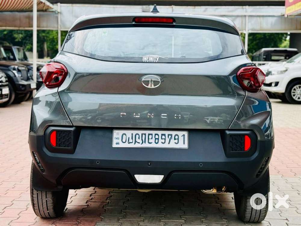 Tata Punch Camo Adventure Mt, 2023, Petrol