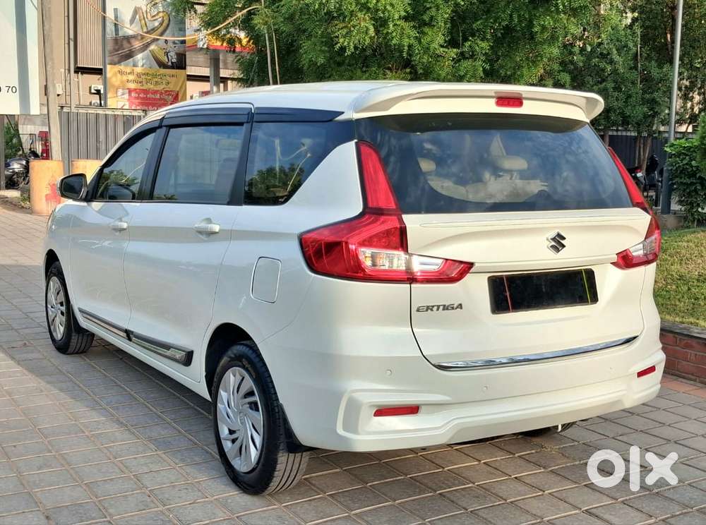 Maruti Suzuki Ertiga 2022-2023 Vxi Cng, 2023, Cng & Hybrids