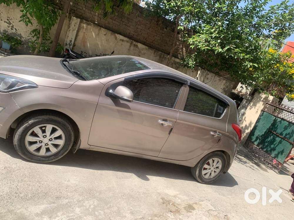 Hyundai I20 2013 Cng & Hybrids Good Condition