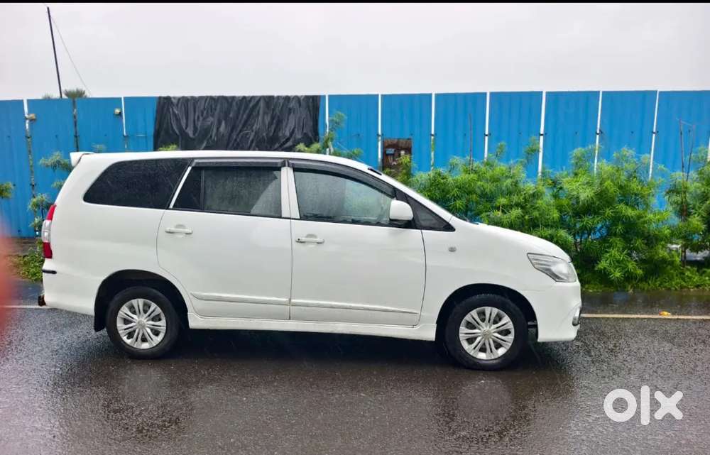 Toyota Innova 2.5 G4 2015