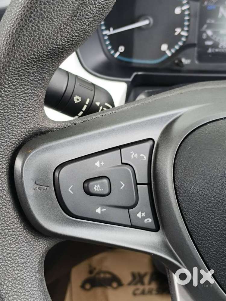 Tata Punch Accomplished Amt, 2021, Petrol